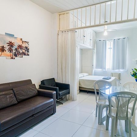 Studio Completo Na Praia De Copacabana Com Ar, Wifi, Netflix, Ate 4 Pessoas, Fundos Claro E Silencioso, Pauloangerami Pj135 Rio de Janeiro Kültér fotó