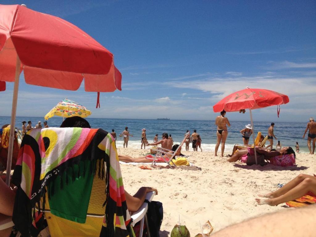 Studio Completo Na Praia De Copacabana Com Ar, Wifi, Netflix, Ate 4 Pessoas, Fundos Claro E Silencioso, Pauloangerami Pj135 Rio de Janeiro Kültér fotó