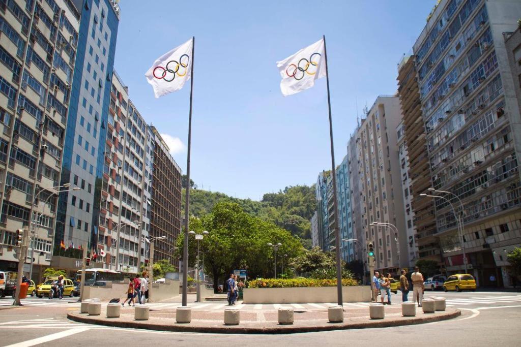 Studio Completo Na Praia De Copacabana Com Ar, Wifi, Netflix, Ate 4 Pessoas, Fundos Claro E Silencioso, Pauloangerami Pj135 Rio de Janeiro Kültér fotó