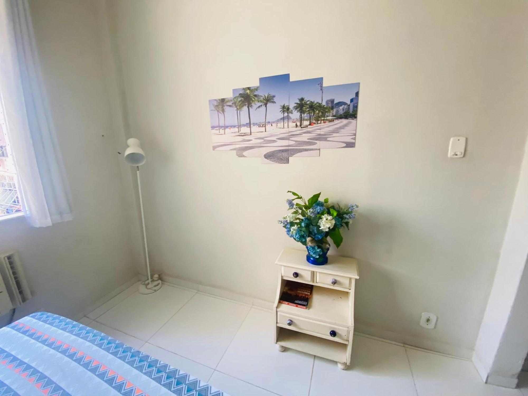 Studio Completo Na Praia De Copacabana Com Ar, Wifi, Netflix, Ate 4 Pessoas, Fundos Claro E Silencioso, Pauloangerami Pj135 Rio de Janeiro Kültér fotó