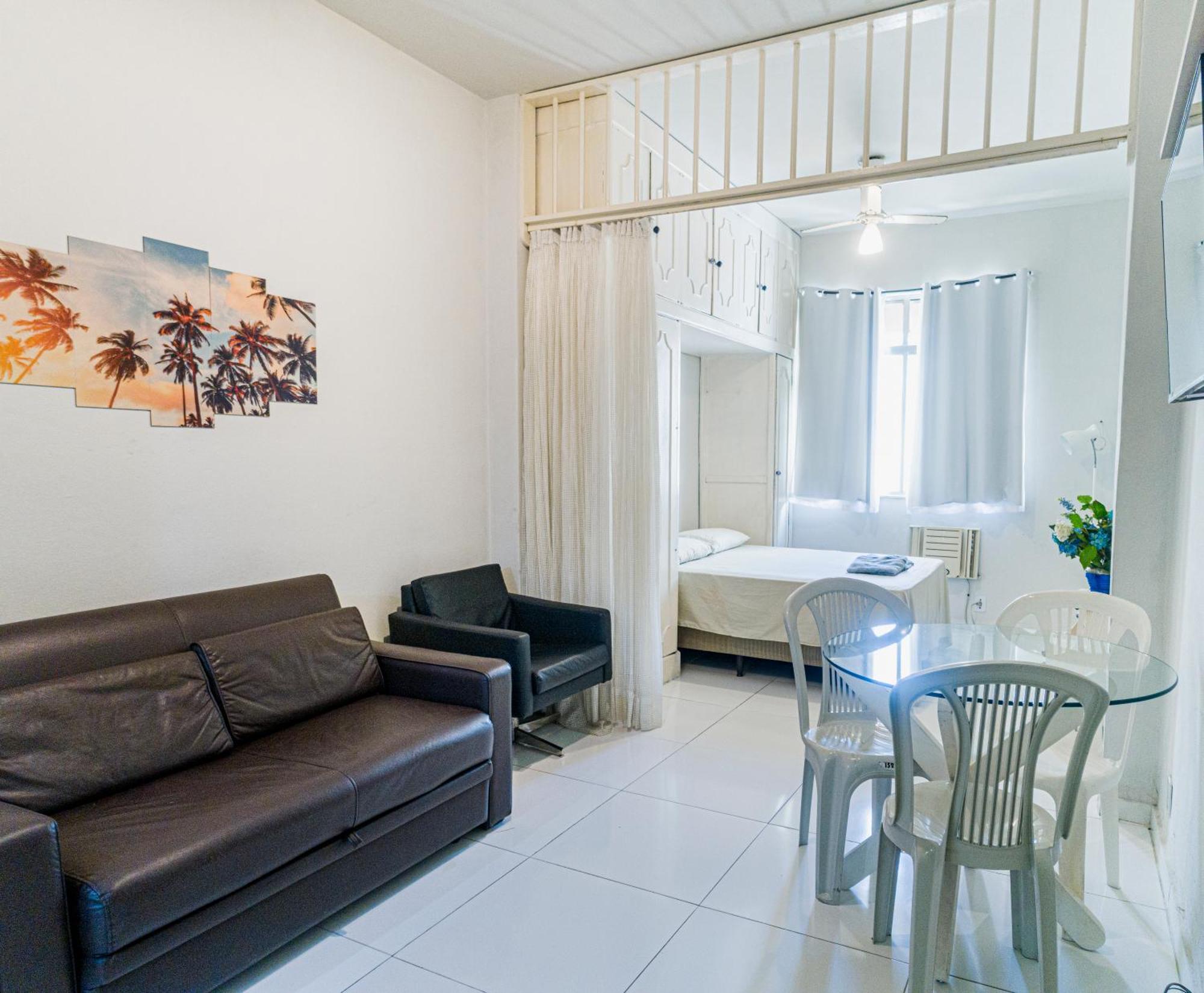 Studio Completo Na Praia De Copacabana Com Ar, Wifi, Netflix, Ate 4 Pessoas, Fundos Claro E Silencioso, Pauloangerami Pj135 Rio de Janeiro Kültér fotó