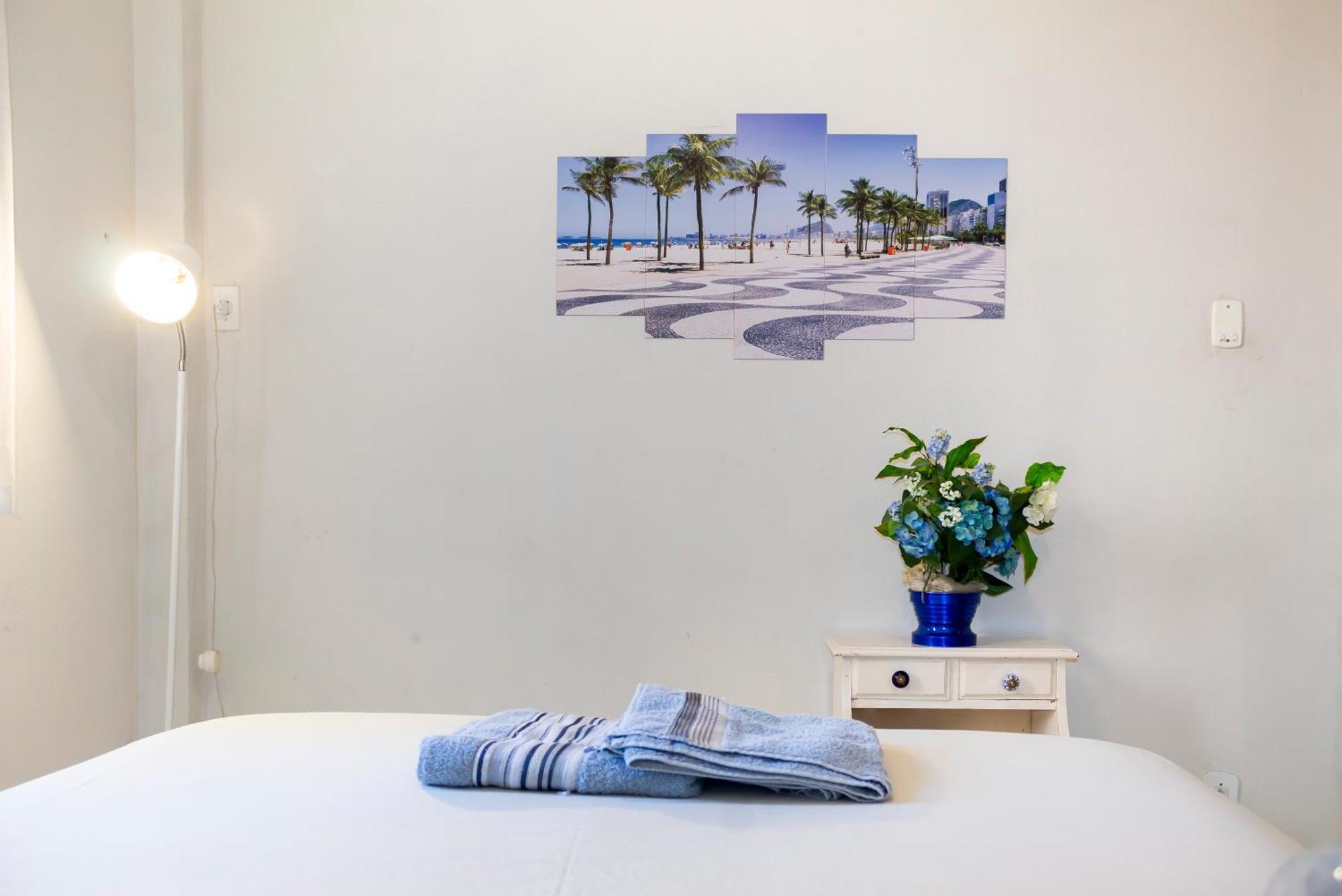 Studio Completo Na Praia De Copacabana Com Ar, Wifi, Netflix, Ate 4 Pessoas, Fundos Claro E Silencioso, Pauloangerami Pj135 Rio de Janeiro Kültér fotó